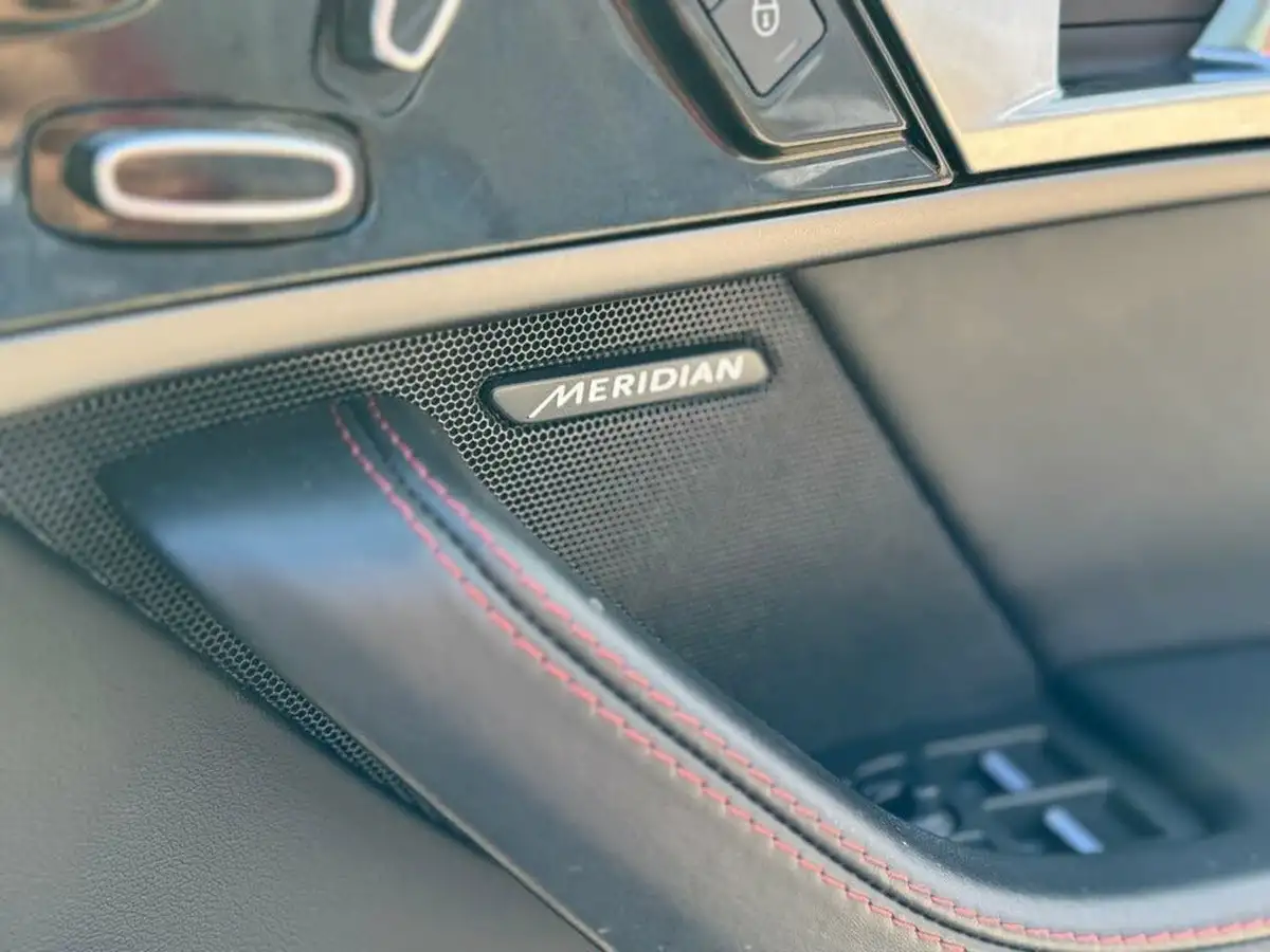 2016-jaguar-f-type-30-v6-sc-s-coupe-auto-big-9