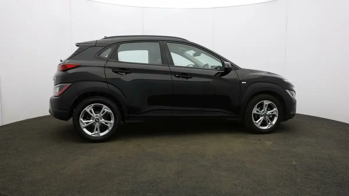 2022-hyundai-kona-10-t-gdi-se-connect-big-47