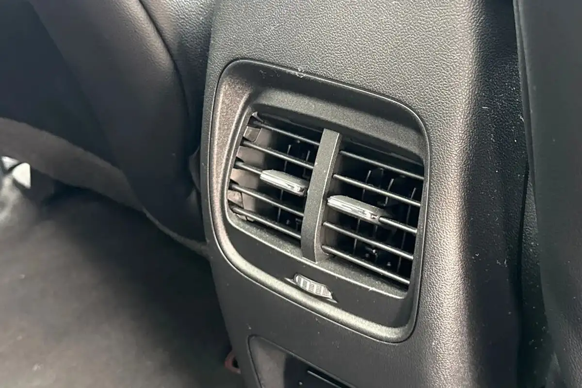 2020-ford-kuga-25t-st-line-x-big-34