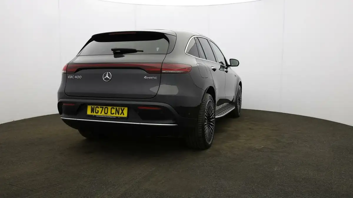 2020-mercedes-benz-eqc-e-eqc-400-amg-line-premium-big-5