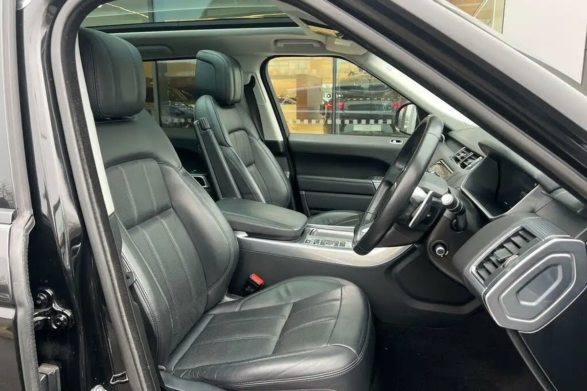 2020-land-rover-range-rover-sport-30-sd-v6-hse-dynamic-big-39