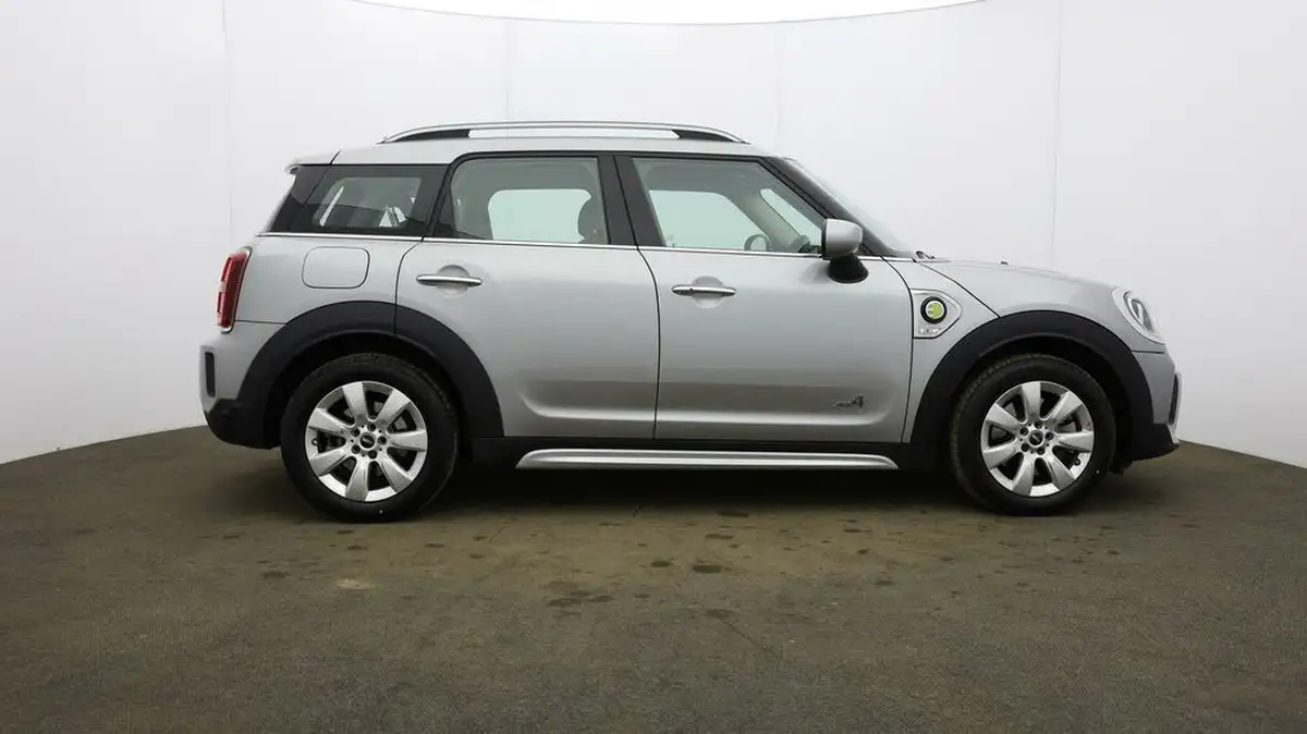 2023-mini-countryman-15-cooper-s-e-phev-classic-premium-big-44