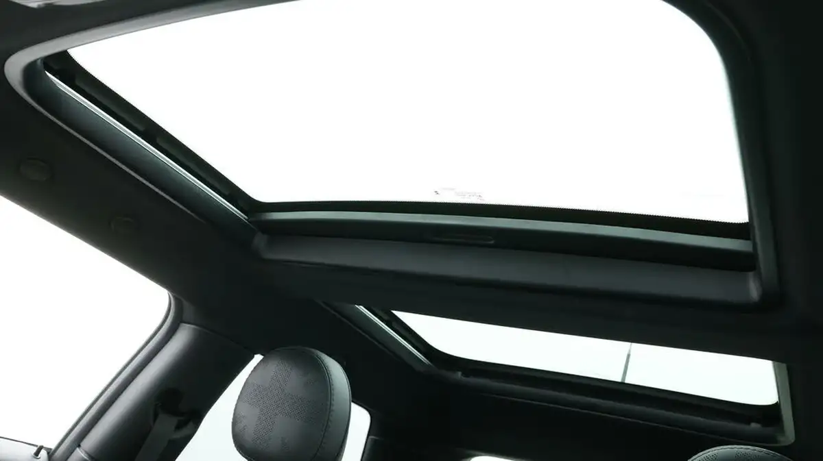 2023-mini-cooper-e-cooper-s-3-big-24