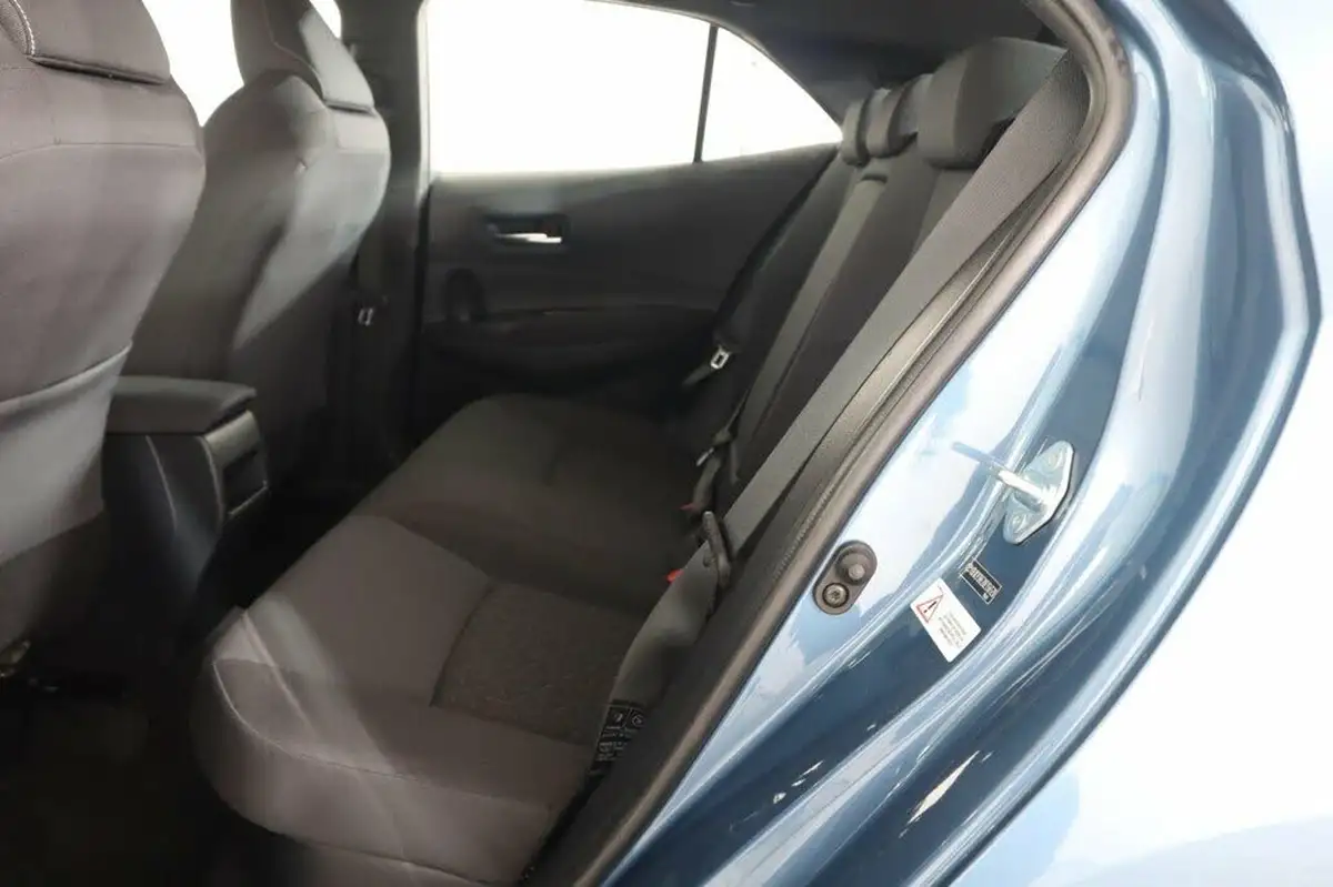 2020-toyota-corolla-18-vvt-i-icon-spare-wheel-hatchback-5d-big-10