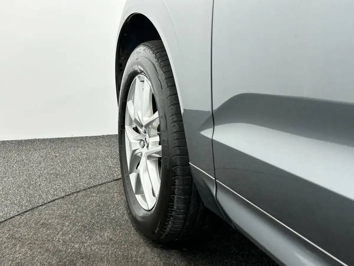 2017-volvo-xc60-20td-d4-momentum-pro-geartronic-big-50