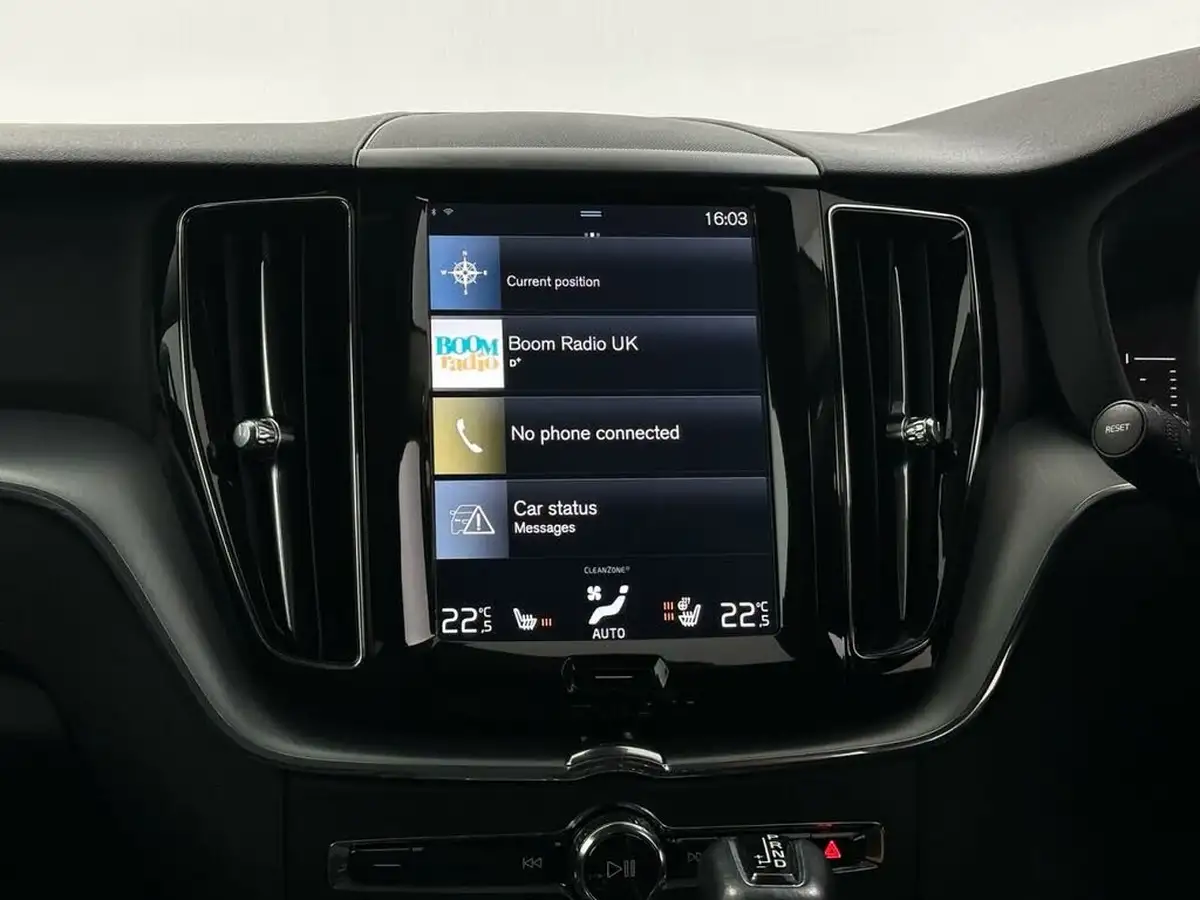 2017-volvo-xc60-20td-d4-momentum-pro-geartronic-big-22