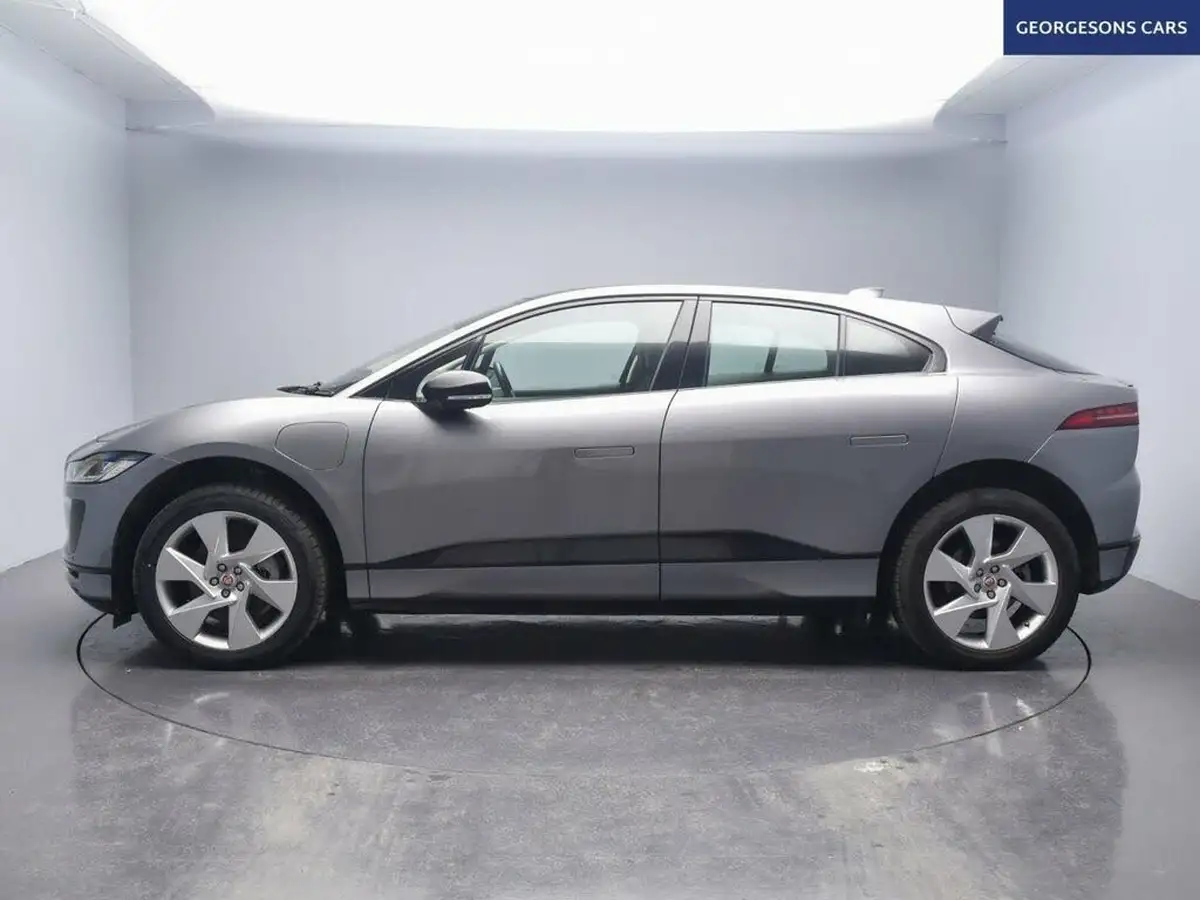 2022-jaguar-i-pace-ev400-se-big-2