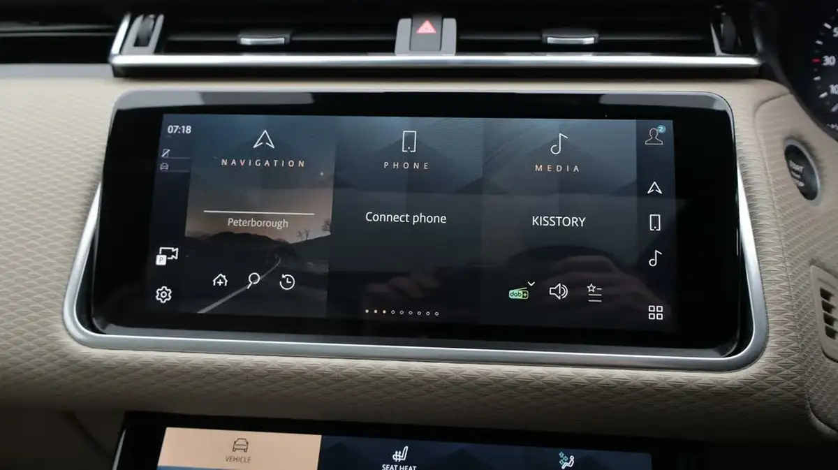 2021-land-rover-range-rover-velar-20-p250-velar-edition-big-11