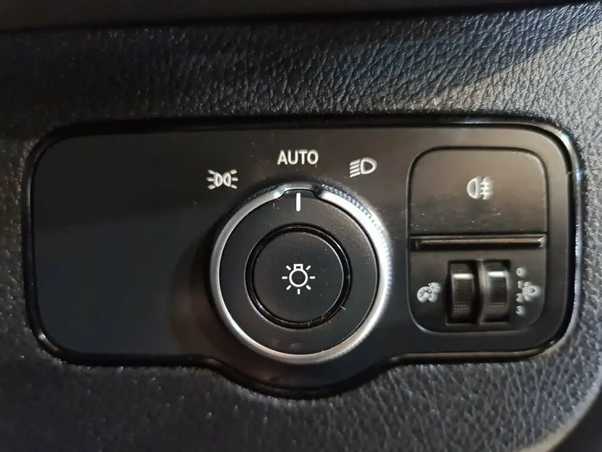 2022-mercedes-benz-sprinter-20cdi-315-l3h2-progressive-150pseu6d-panel-eco-gear-360-big-22