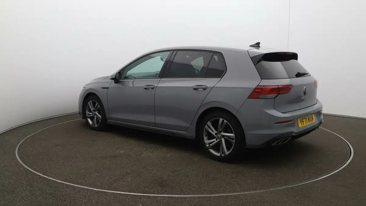 2021-volkswagen-golf-15-tsi-r-line-150ps-hatchback-big-5