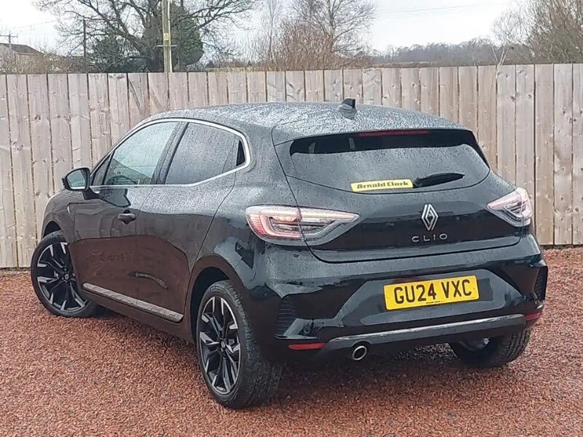 2024-renault-clio-10-tce-techno-big-1