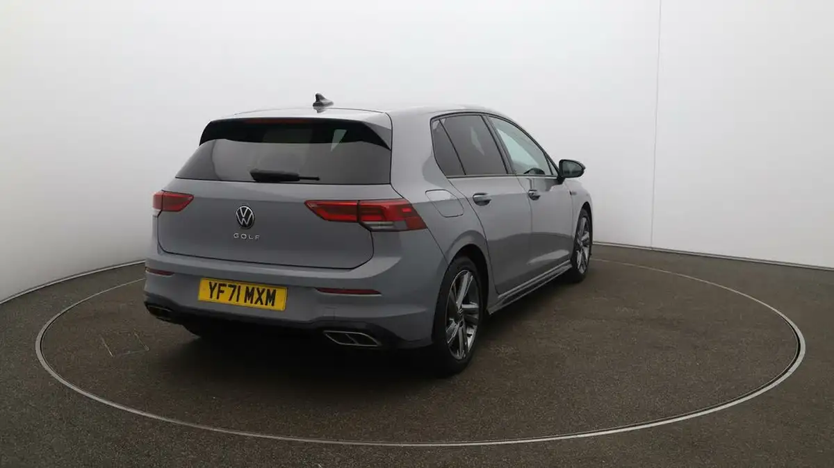 2021-volkswagen-golf-15-tsi-r-line-150ps-hatchback-big-53