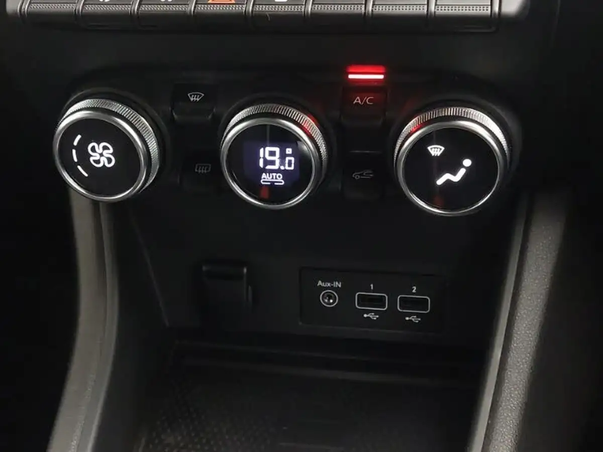2022-renault-captur-13-tce-s-edition-edc-auto-big-12