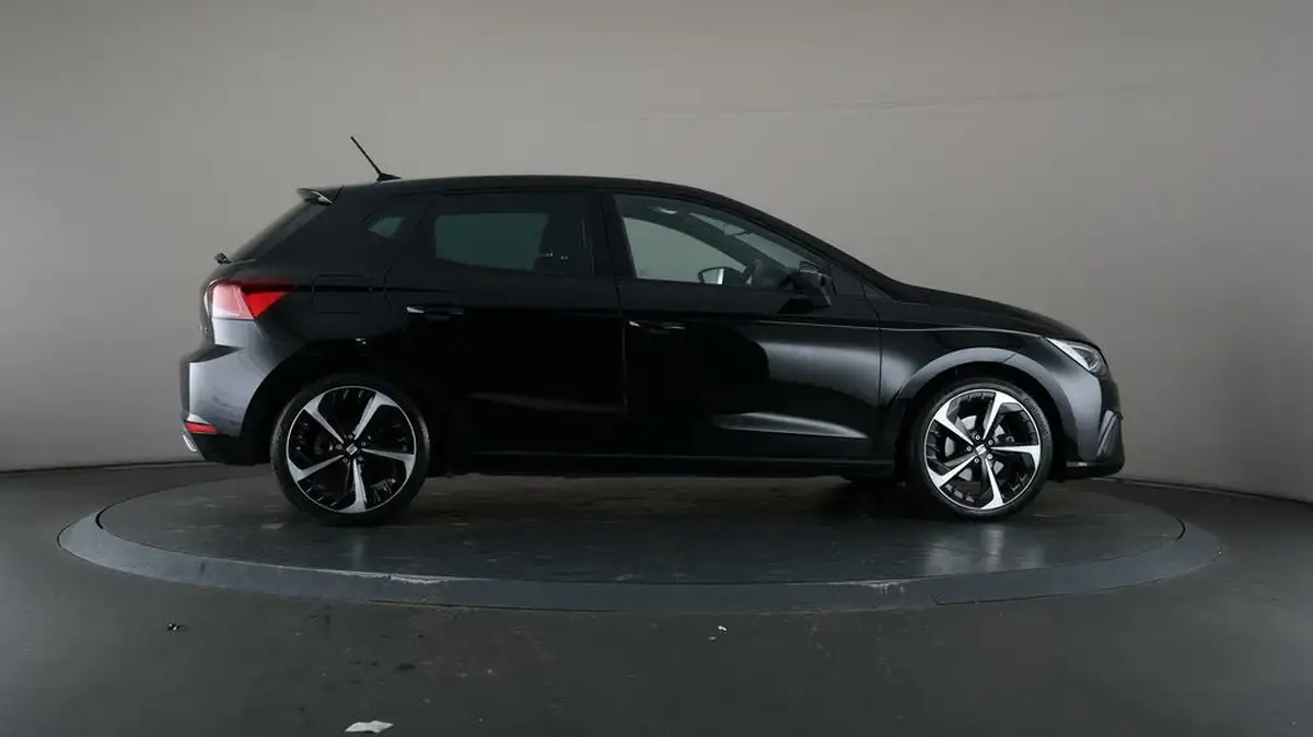 2022-seat-ibiza-10-tsi-fr-sport-110ps-dsg-big-59