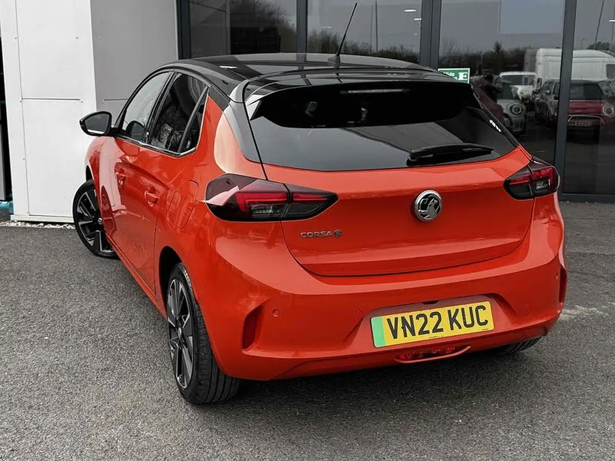 2022-vauxhall-corsa-e-elite-premium-big-9