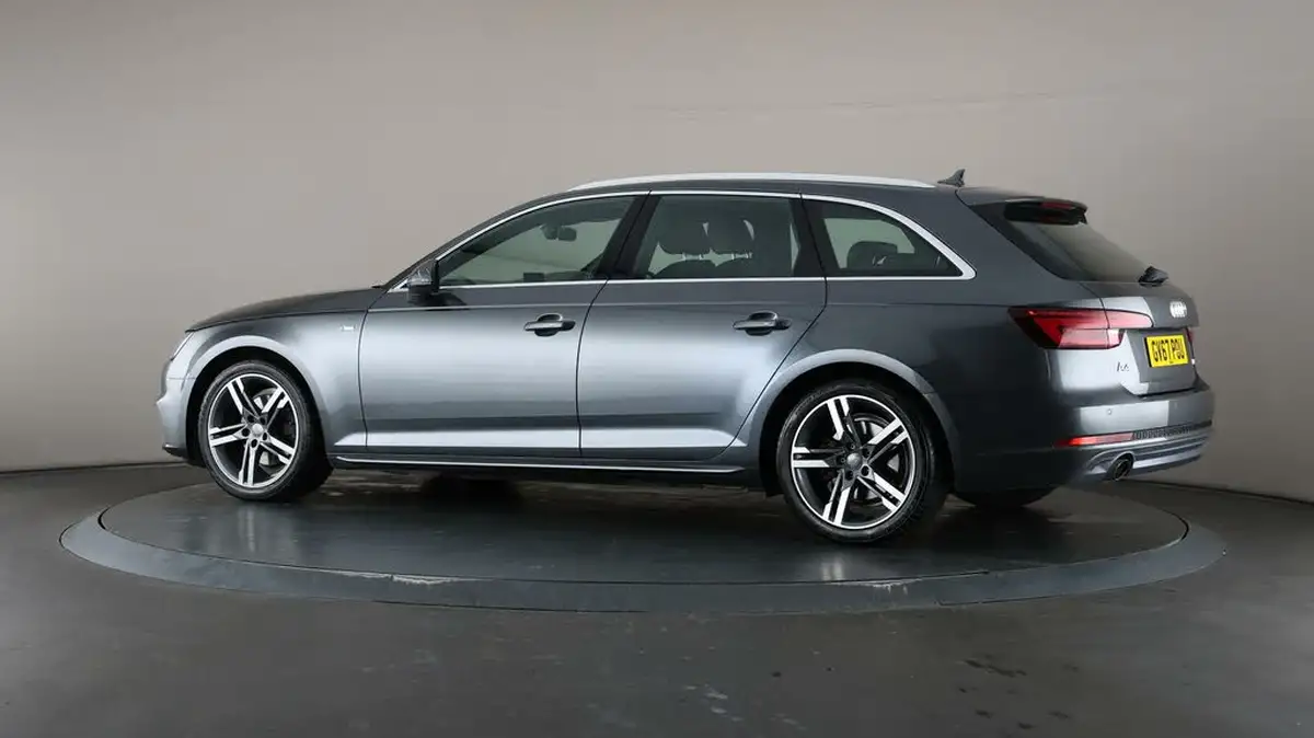2018-audi-a4-avant-14-tfsi-s-line-tronic-big-74
