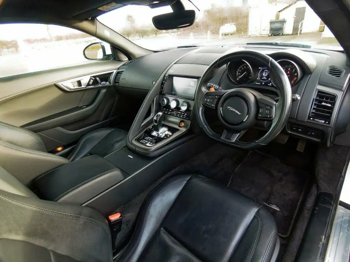 2016-jaguar-f-type-30-v6-sc-s-coupe-auto-big-29