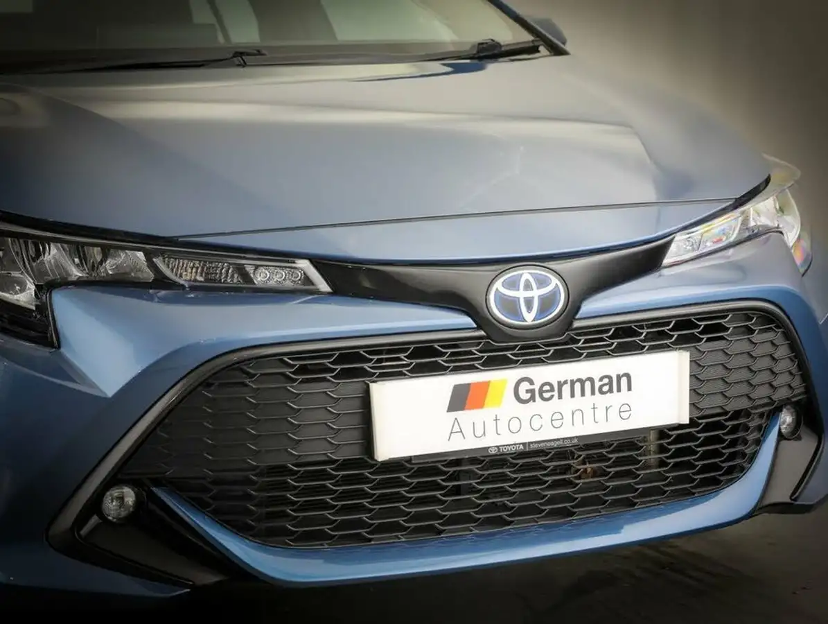 2021-toyota-corolla-18-vvt-i-icon-spare-wheel-touring-sports-5d-big-9