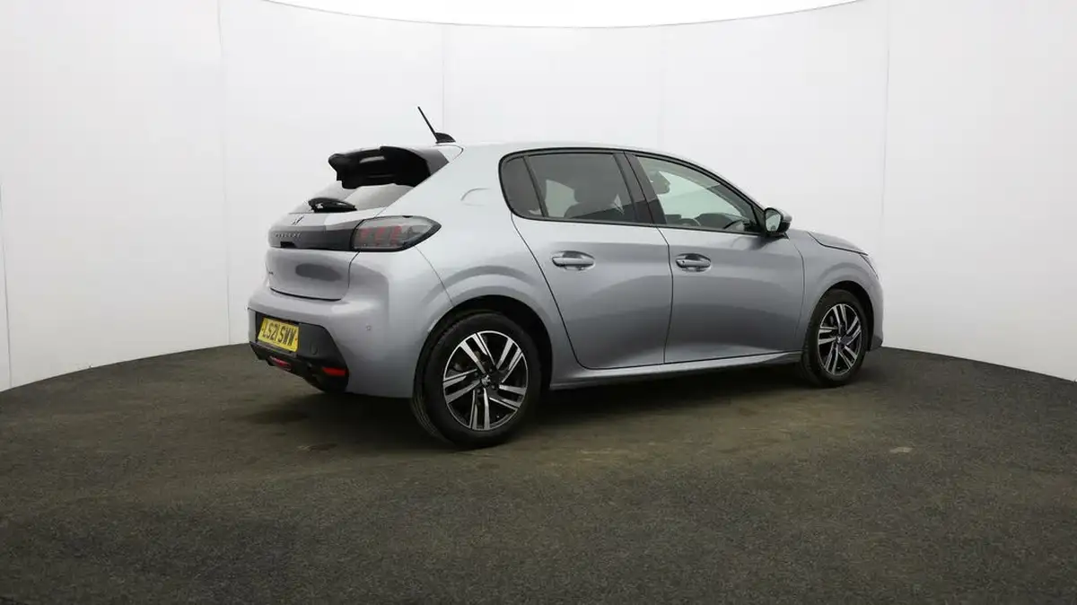 2021-peugeot-208-12-puretech-allure-100bhp-eat8-big-48