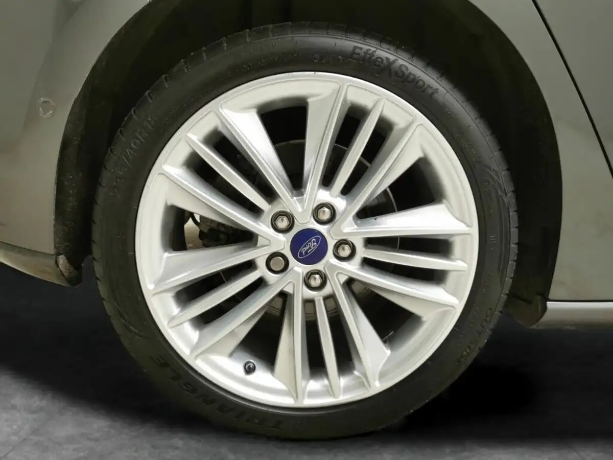 2019-ford-focus-10t-vignale-ss-hatchback-big-31