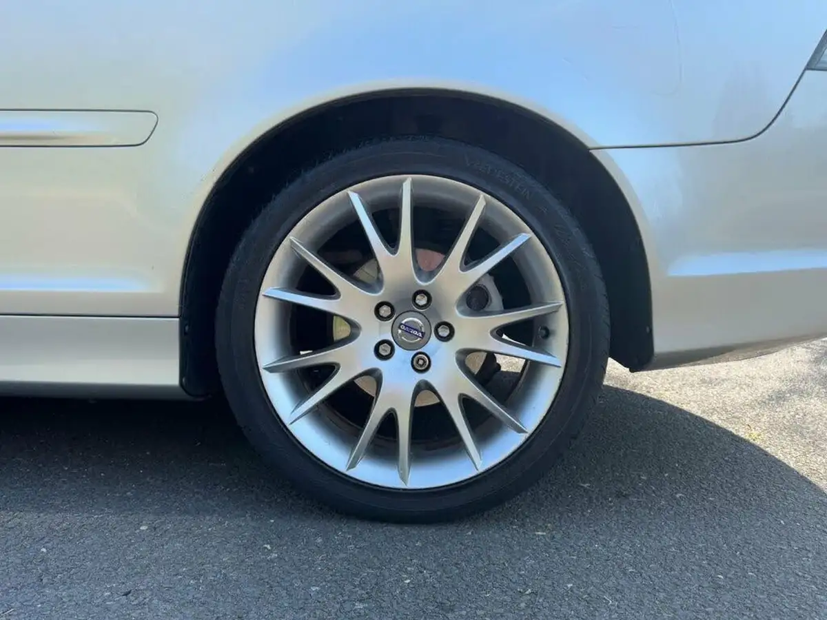 2007-volvo-c70-24-se-lux-geartronic-big-38