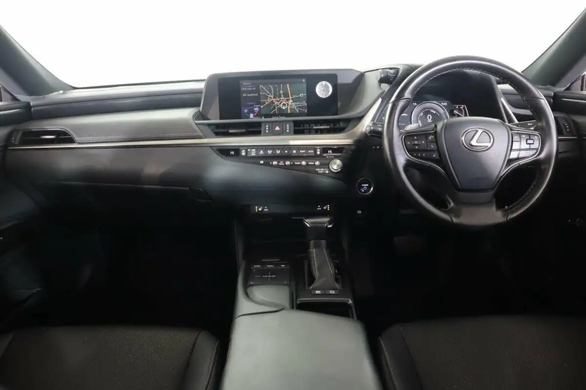 2021-lexus-es-300h-25-es-218bhp-without-navigation-big-12