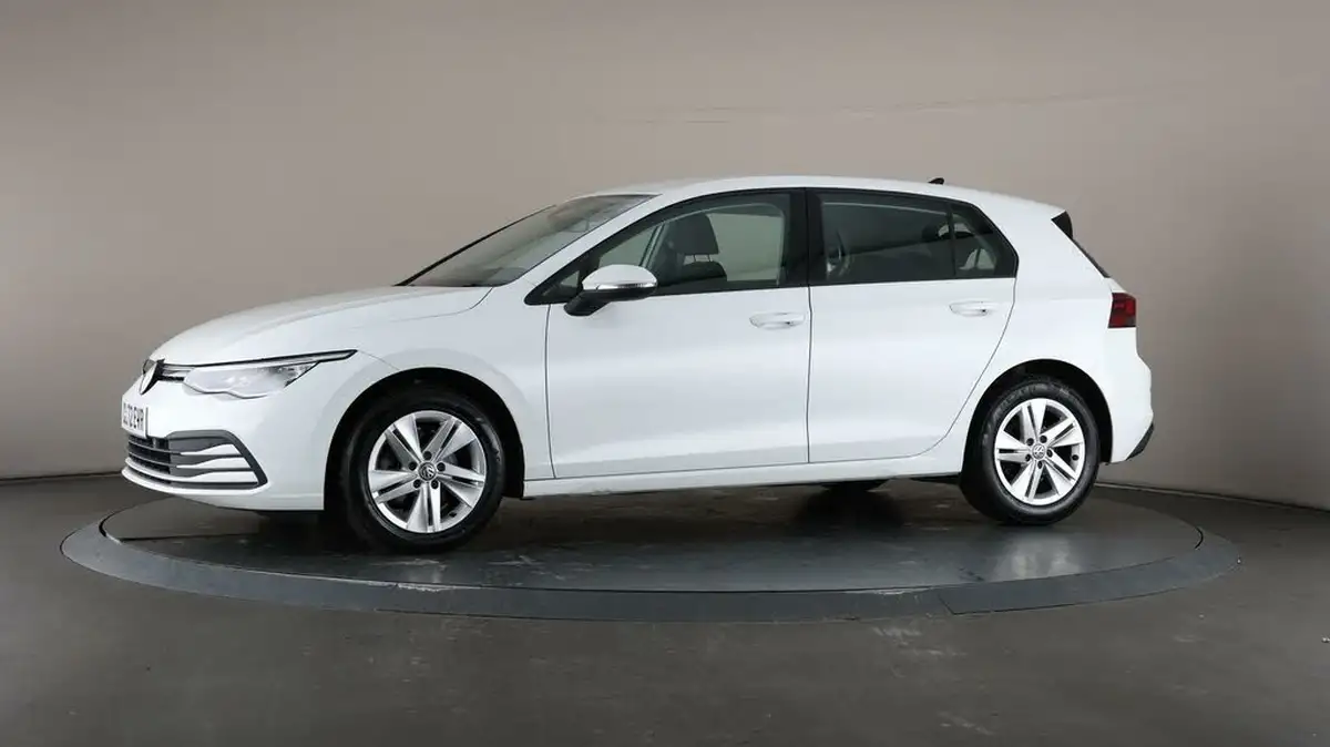 2022-volkswagen-golf-15-tsi-life-150ps-hatchback-big-28