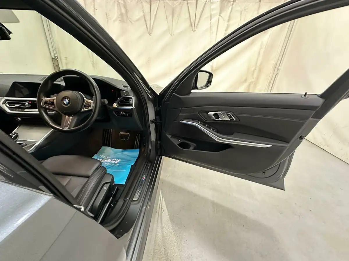 2020-bmw-3-series-20-330e-m-sport-saloon-4d-big-28