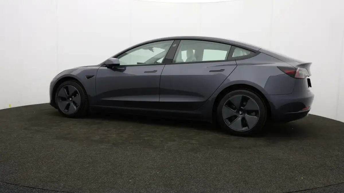 2021-tesla-model-3-e-long-range-4x4-big-70