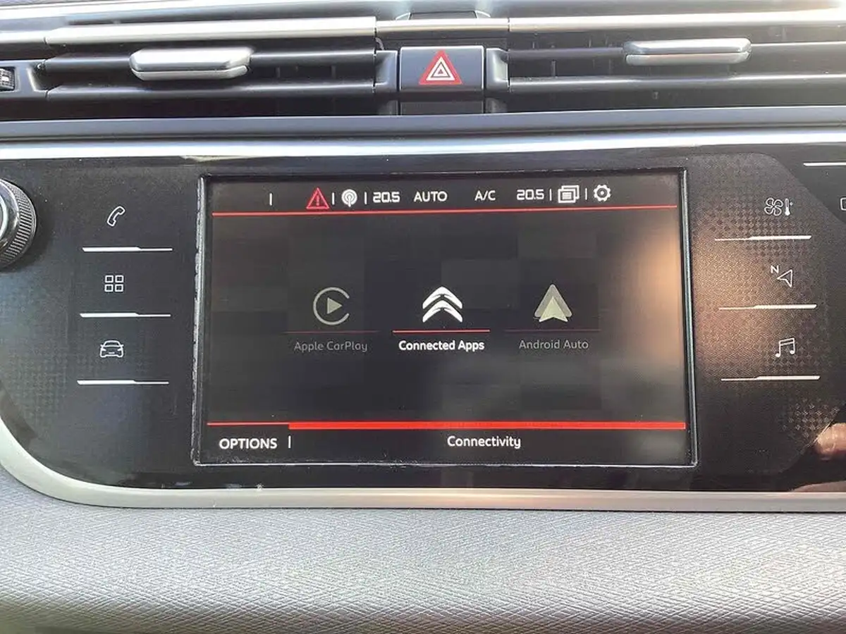 2021-citroen-grand-c4-spacetourer-12-puretech-sense-big-26