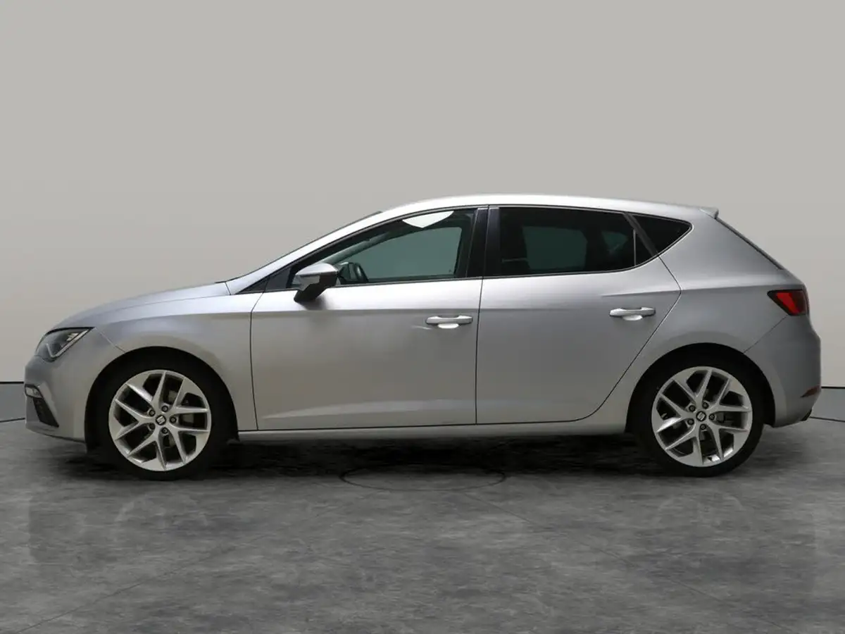 2017-seat-leon-14-tsi-fr-technology-hatchback-5d-big-15