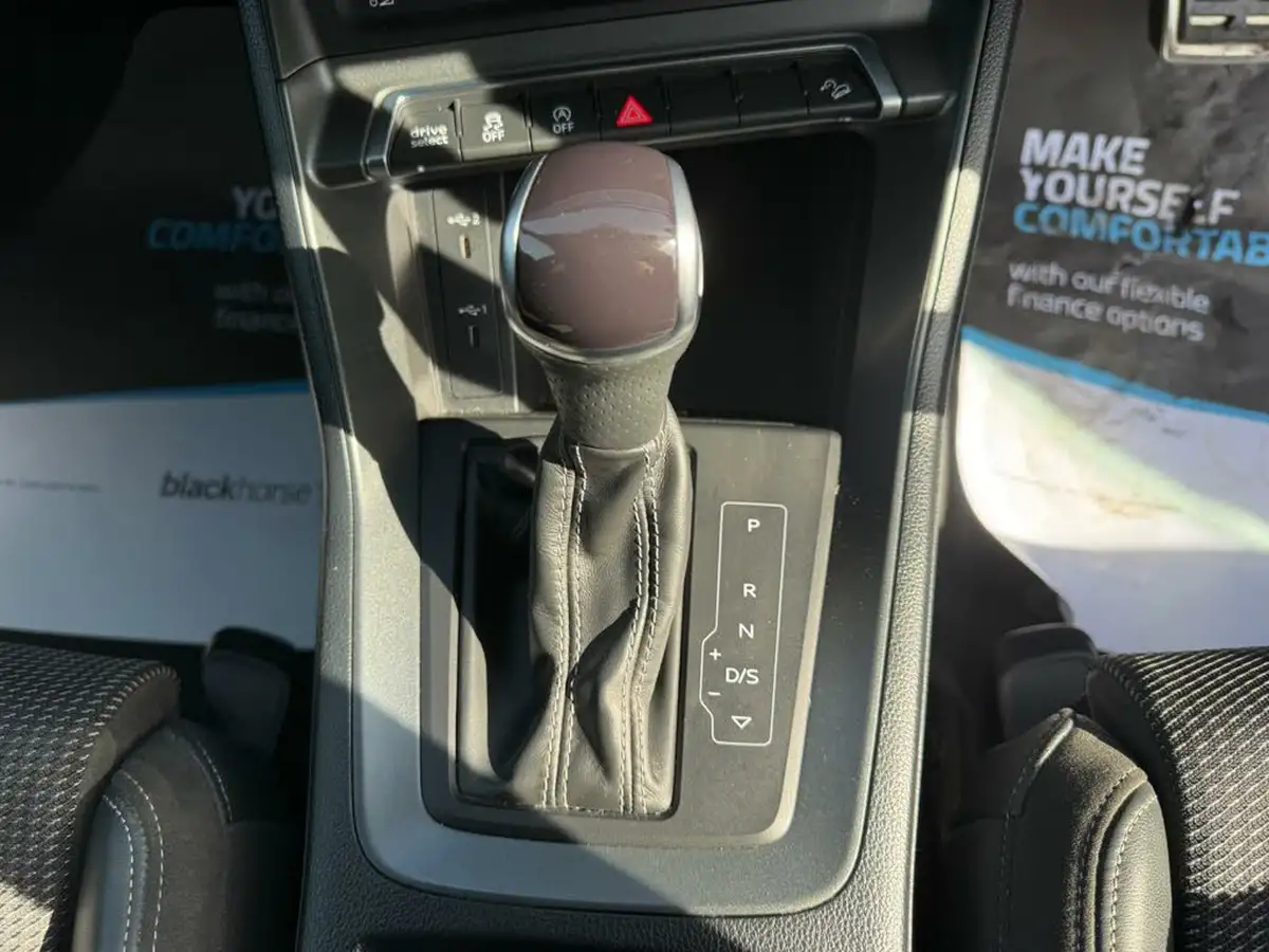 2021-audi-q3-15-35-tfsi-black-edition-codcomfort-sound-pack-station-wagon-big-49