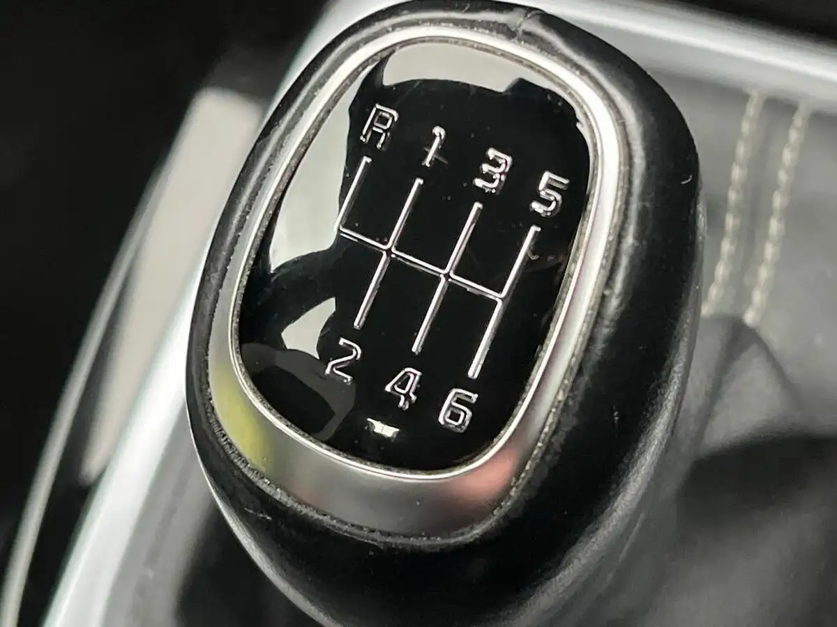 2021-kia-ceed-15-t-gdi-gt-line-big-20