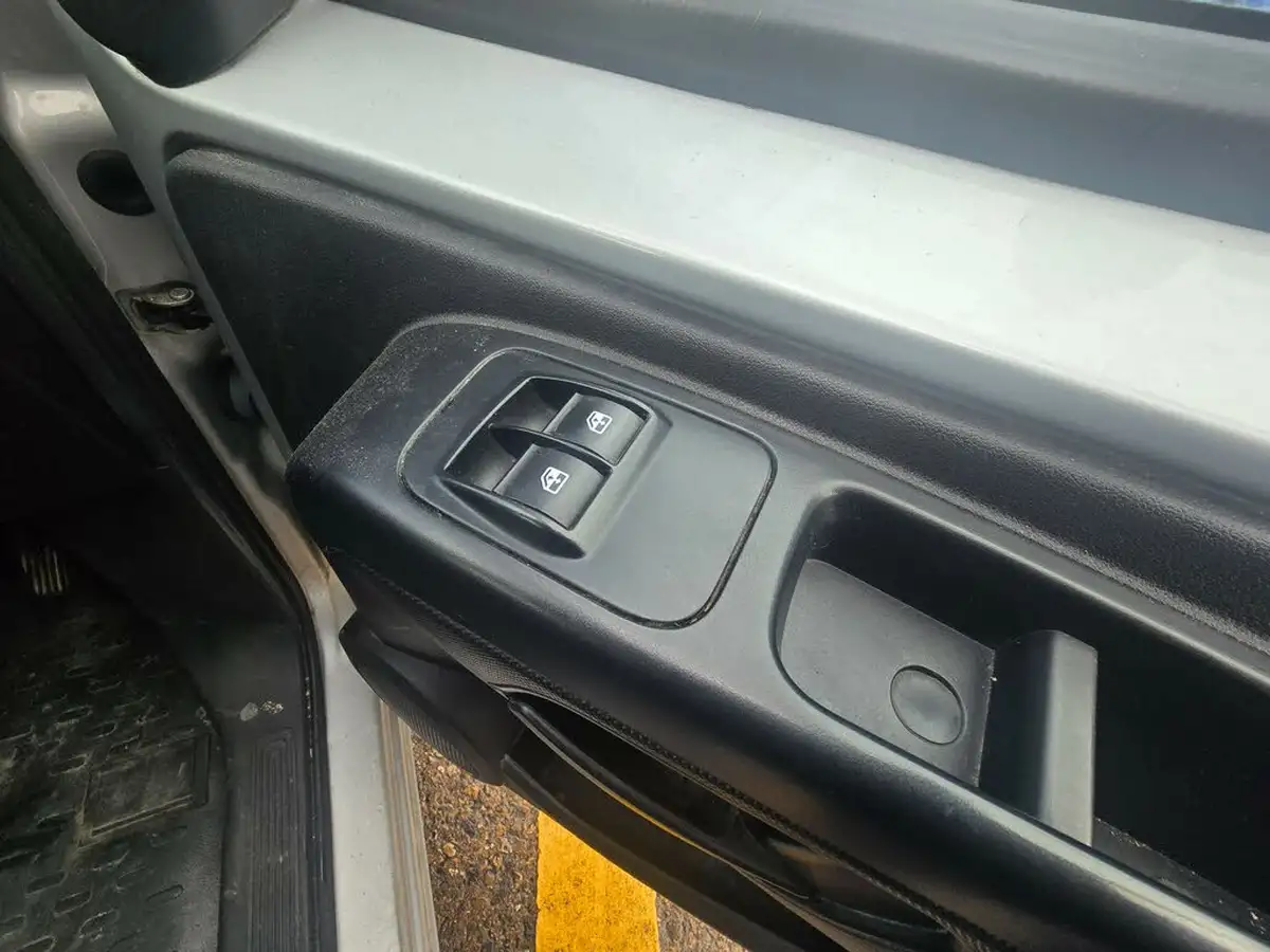 2019-fiat-fiorino-14-cargo-tecnico-8v-75-eu6dt-big-9