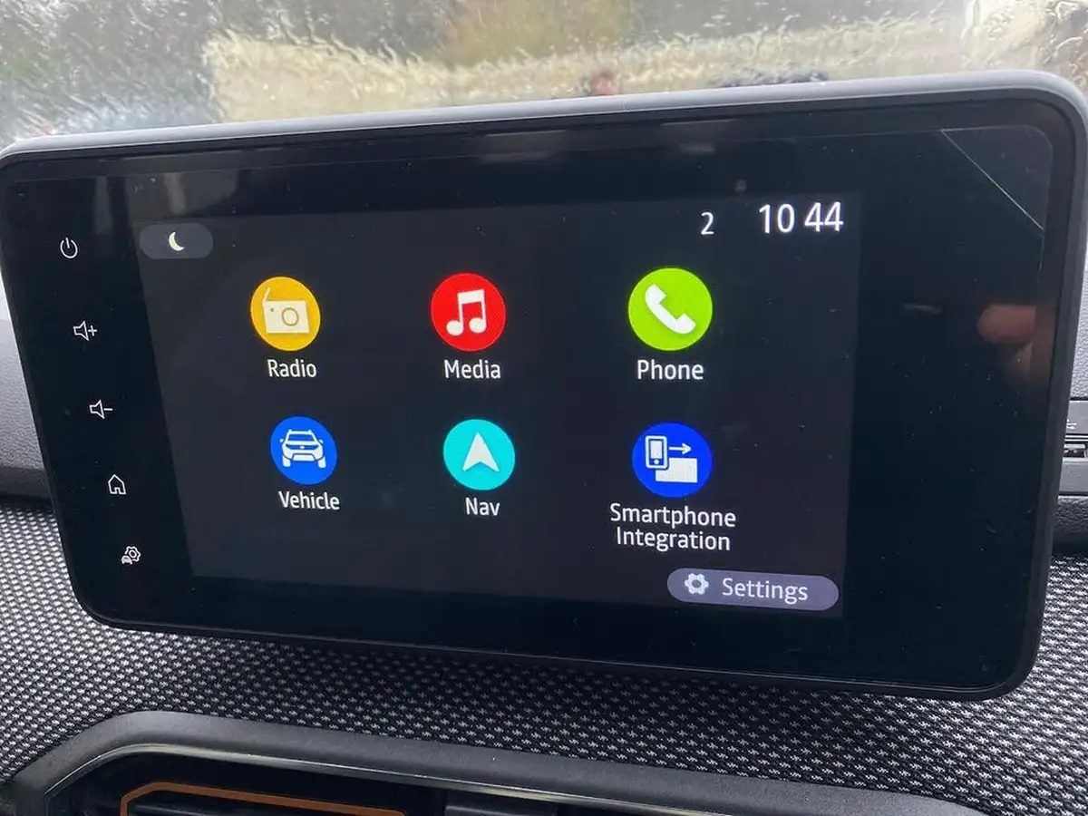 2022-dacia-sandero-stepway-10-tce-comfort-90bhp-big-10