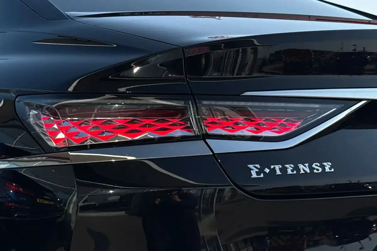 2022-ds-ds-9-e-tense-rivoli-250ps-big-36