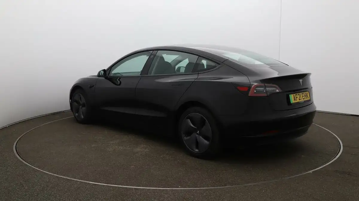 2021-tesla-model-3-e-long-range-4x4-big-5