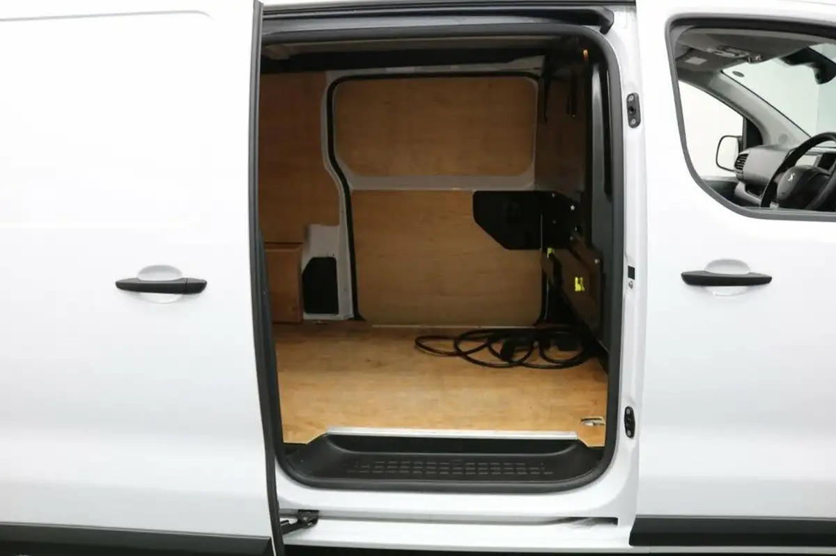 2021-peugeot-expert-e-professional-standard-75kwh-panel-big-12