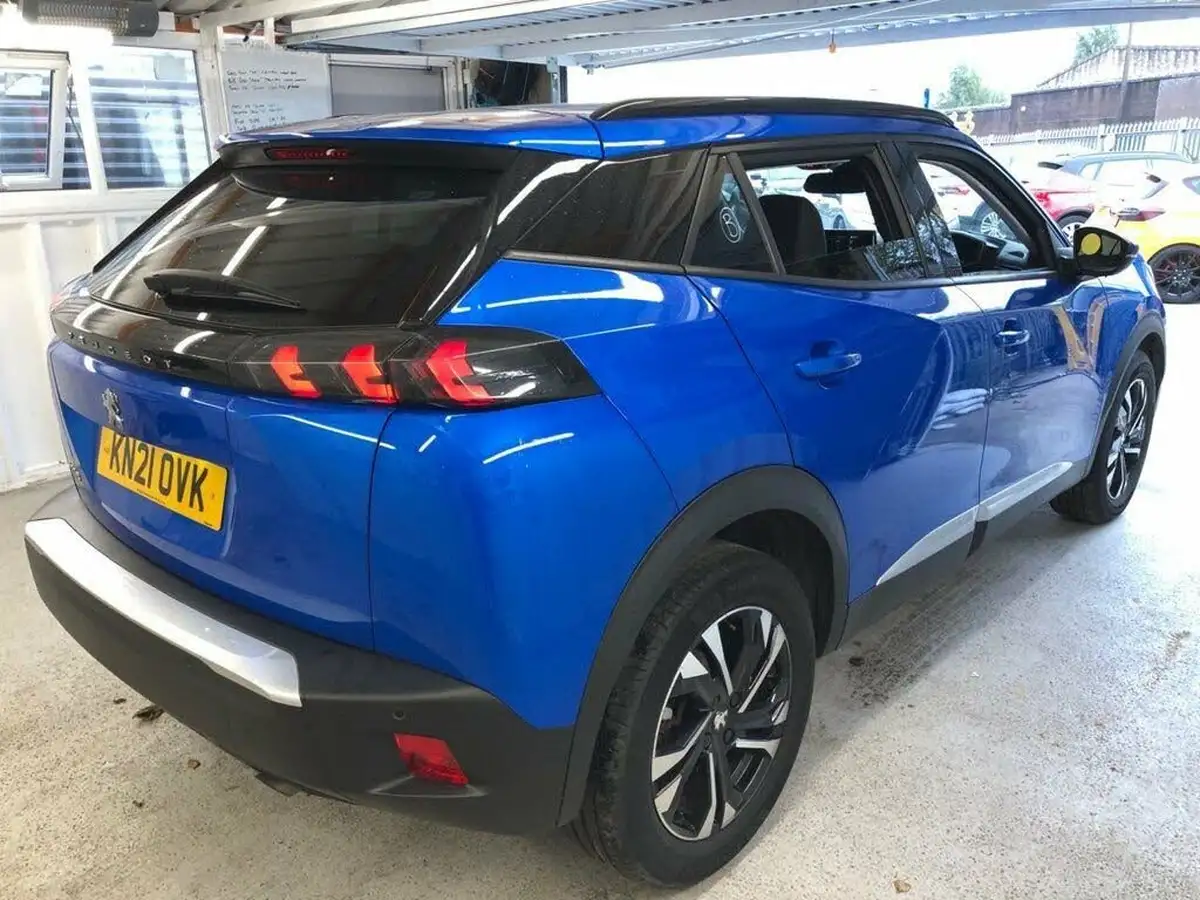 2021-peugeot-2008-suv-12-puretech-allure-premium-100bhp-big-3