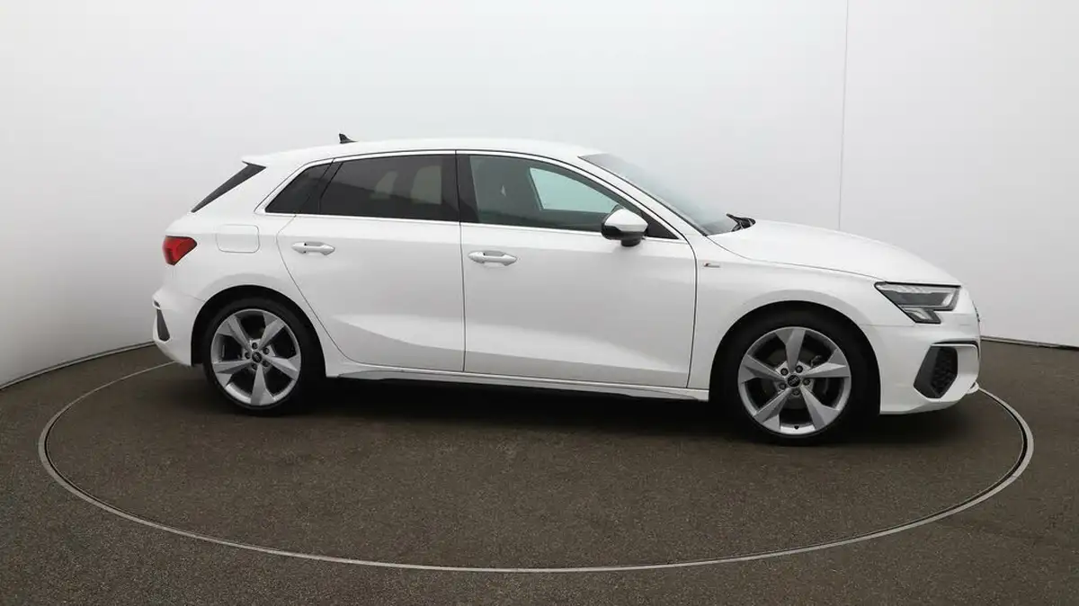 2022-audi-a3-10-30-tfsi-s-line-sportback-5d-big-47