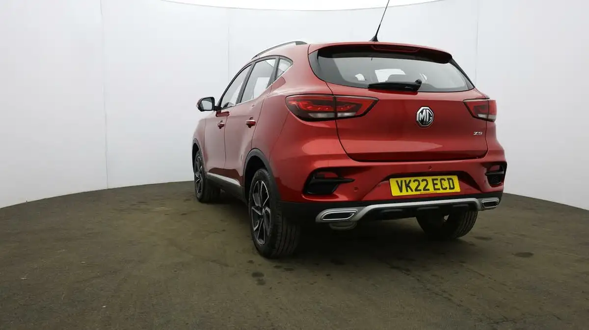 2022-mg-zs-suv-10t-gdi-exclusive-big-30