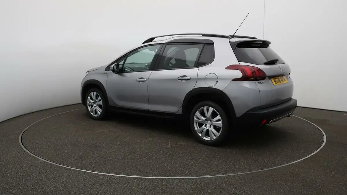 2018-peugeot-2008-suv-12-puretech-gt-line-110bhp-eat6-big-57
