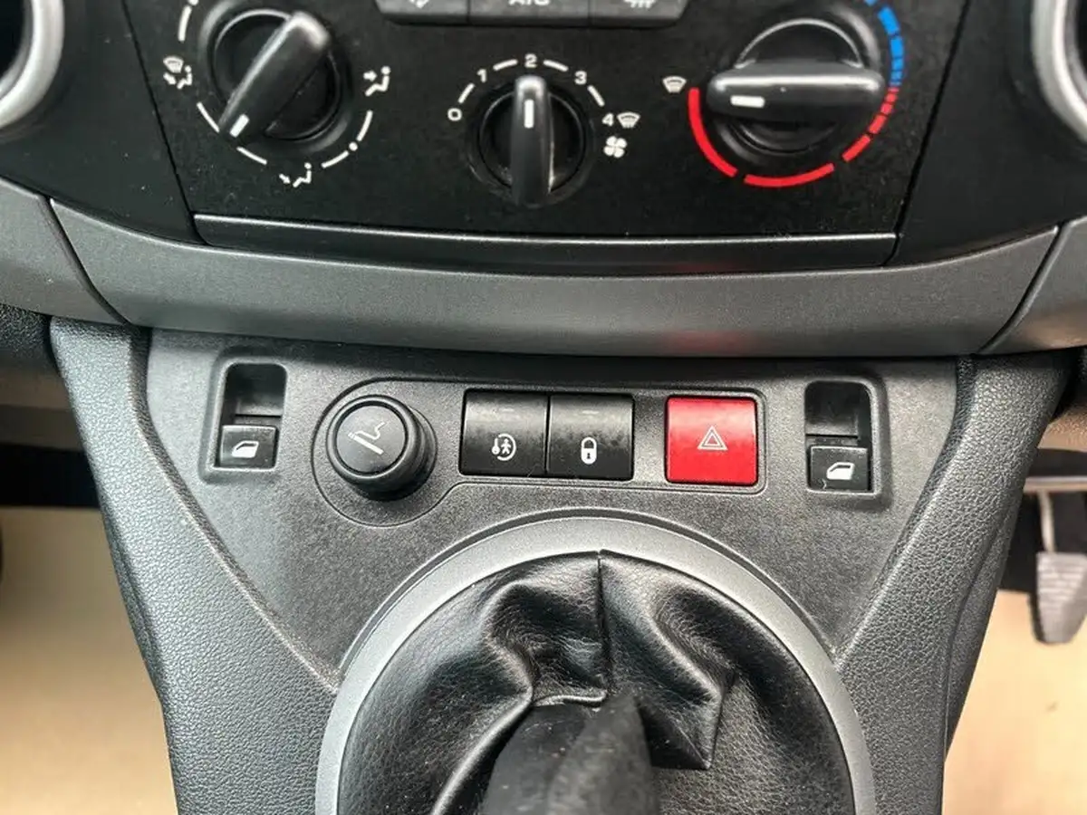 2017-citroen-berlingo-16bluehdi-multispace-feel-100ps-big-10