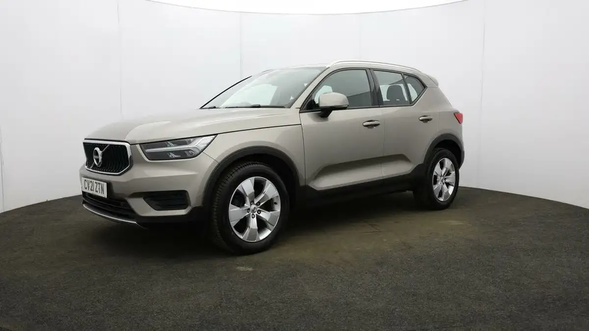 2021-volvo-xc40-15-t3-momentum-161bhp-big-34