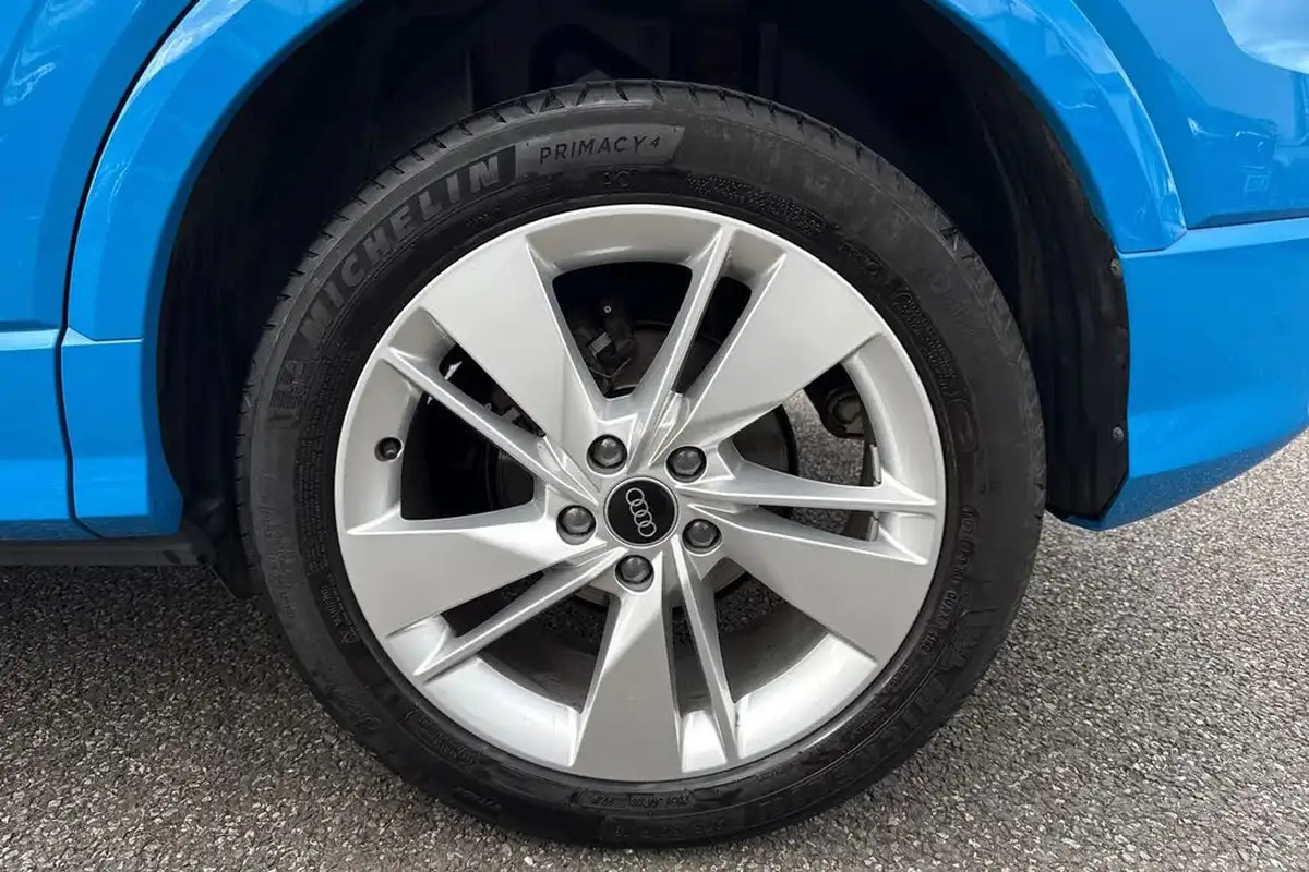 2022-audi-q2-10-30-tfsi-s-line-big-23