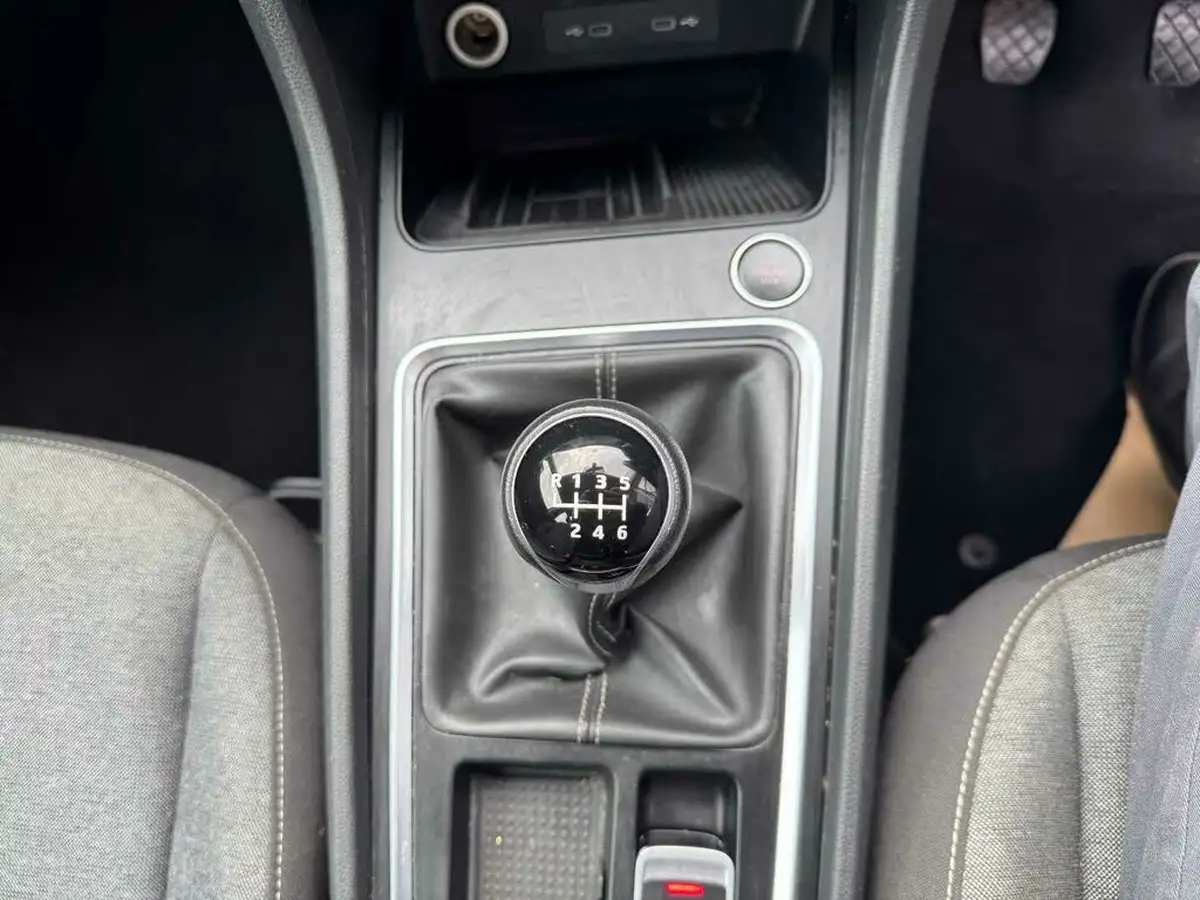 2023-seat-ateca-15-ecotsi-se-technology-big-18