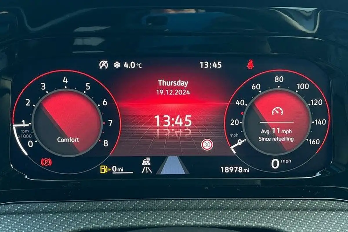 2021-volkswagen-golf-15-tsi-r-line-150ps-hatchback-big-12