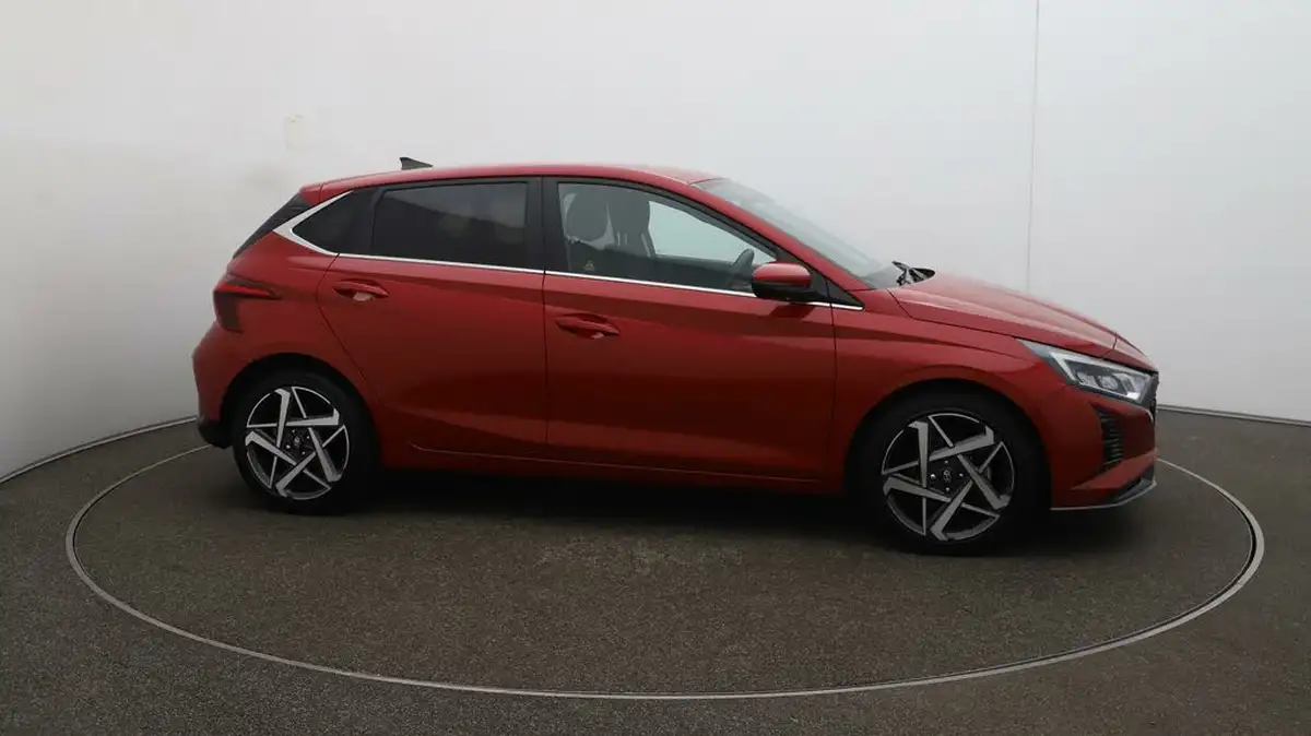 2024-hyundai-i20-10-t-gdi-premium-two-tone-roof-big-46