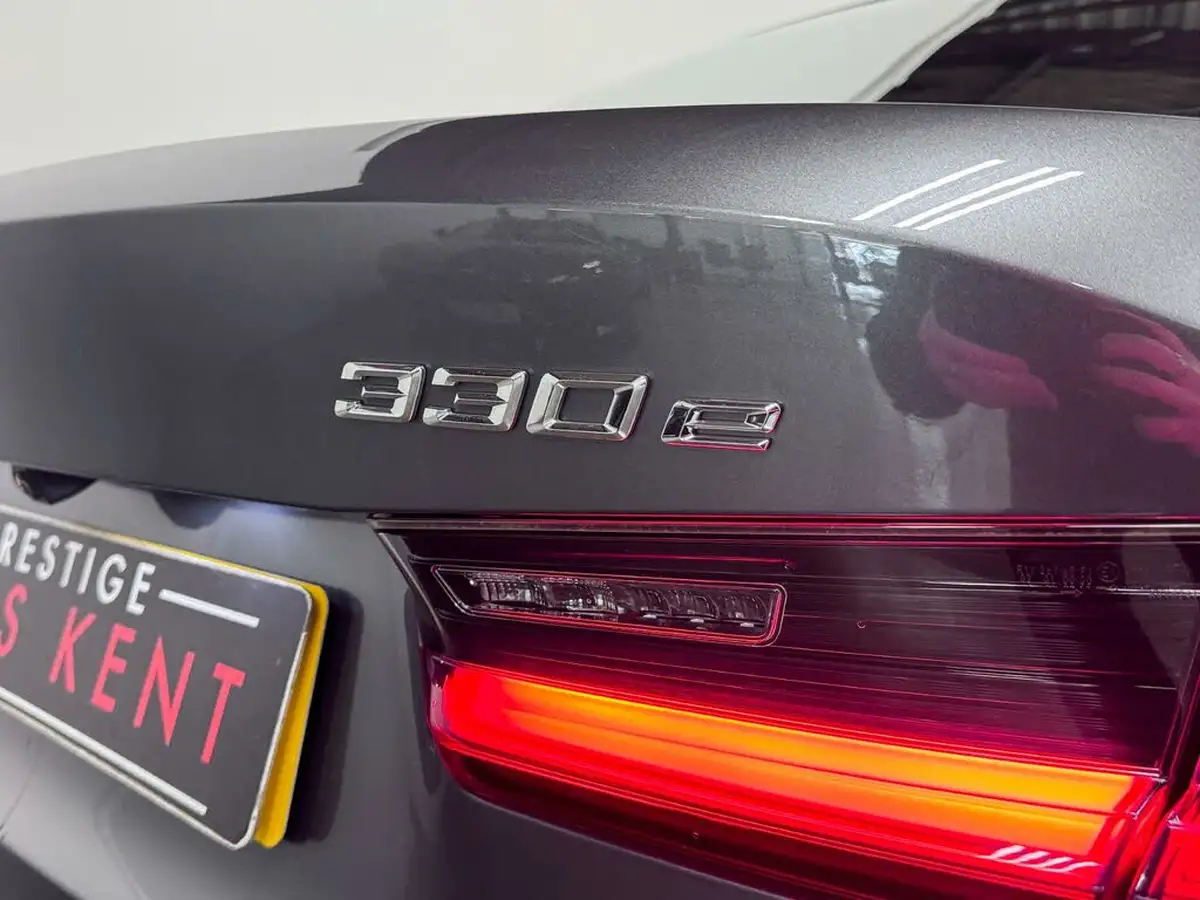 2021-bmw-3-series-20-330e-m-sport-tech-packpro-pack-saloon-4d-big-10
