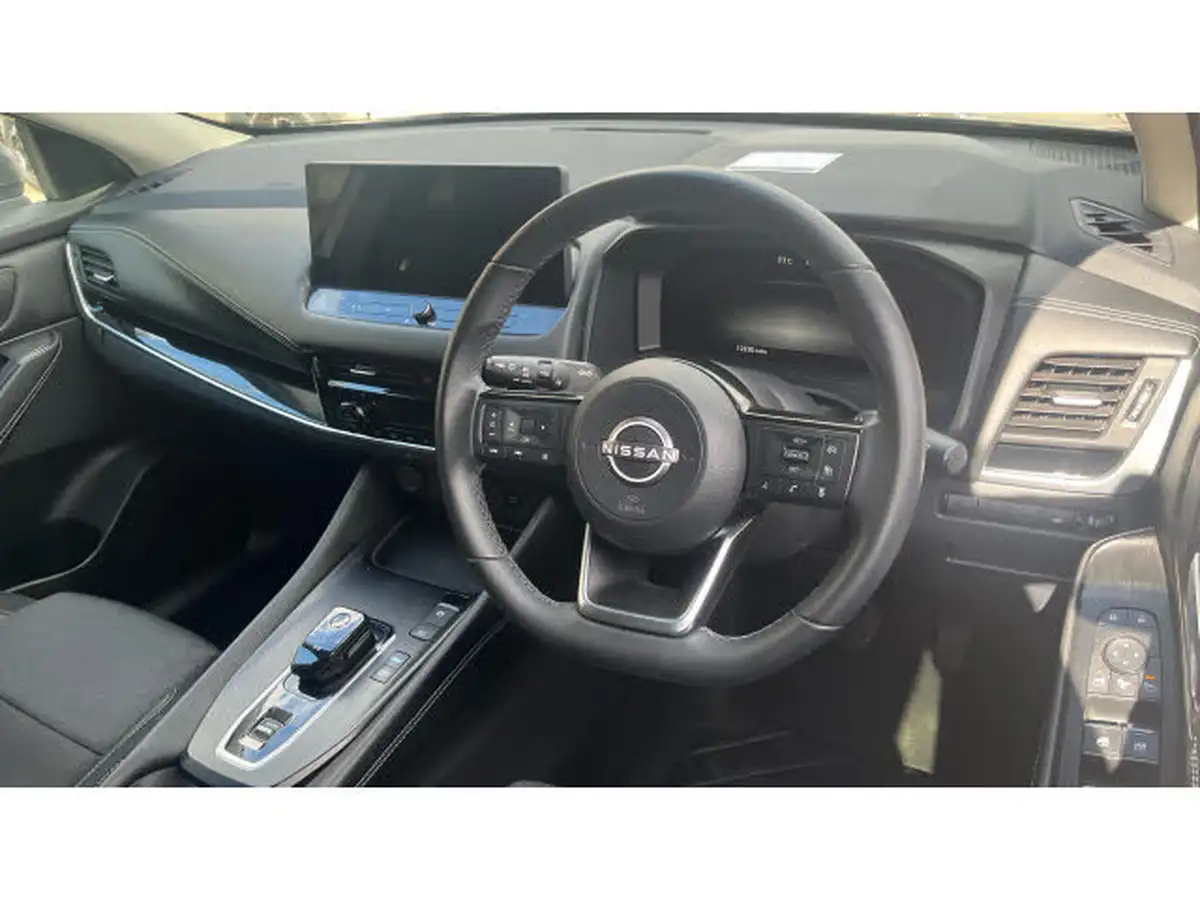 2022-nissan-qashqai-15-n-connecta-big-10